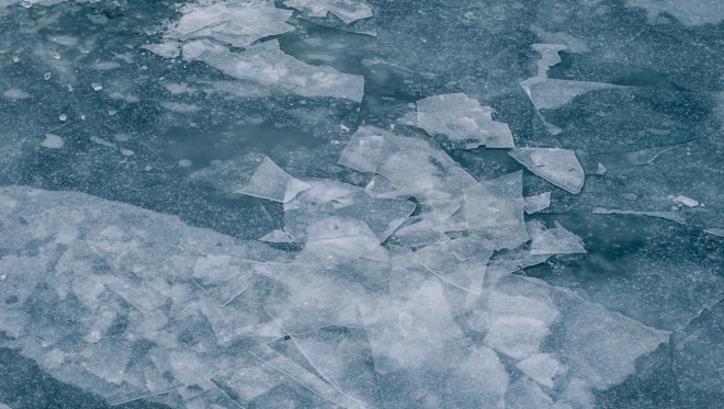 МЧС предупреждает об опасности выхода на лед