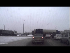 Новости  - Прокуратура РТ проверит гаишников, выставивших «живой щит» из гражданских автомобилей