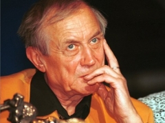 Новости  - 7 июля в Казани выступит поэт Евгений Евтушенко