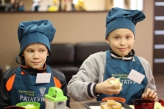 Новости  - Благотворительный мастер-класс для юных поварят