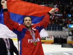 Новости  - Морозов и Зарипов остаются в «Ак барсе»