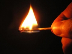 Новости  - Шестилетний малыш поджег собственный дом