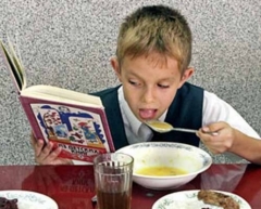 Новости  - 84 тысячи школьников Казани питаются по пластиковой карте