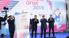 По казанским улицам пронесли главный символ грядущей Универсиады в Красноярске