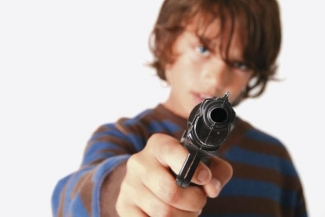 16-летнего жителя Казани подозревают в стрельбе по школьникам