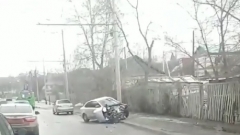 Новости Происшествия - На Фермерском шоссе женщина врезалась в опору ЛЭП