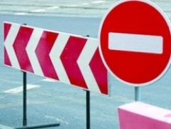 Новости  - В Казани до Дня Победы перекрыли участок улицы Шмидта на перекрестке с Зинина