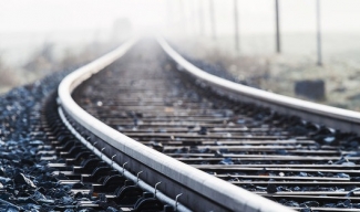 В Казани 23-летний студент попал под электричку