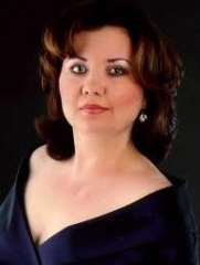 Новости  - Альбина Шагимуратова получила премию "Casta Diva"