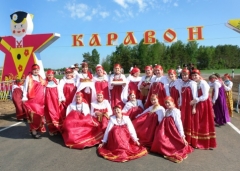 Новости  - Поклонники традиционной культуры со всей России в минувшие выходные водили хороводы в Татарстане