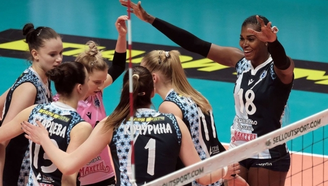 Казанские волейболистки обыграли красноярский «Енисей»