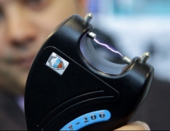 Новости  - В Татарстане экс-полицейский 21 раз ударил задержанного электрошокером