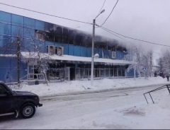Новости  - В Чистополе при пожаре в ЦУМе почти всех животных выездного зоопарка спасли сотрудники магазинов