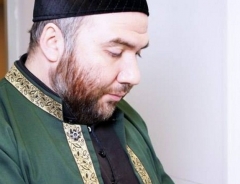 Новости  - Казанский имам уезжает из страны