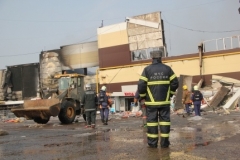 Новости  - Под завалами ТЦ «Адмирал» могут находиться до 25 человек, в том числе подполковник МЧС