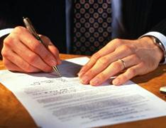 Как выбрать компетентного нотариуса