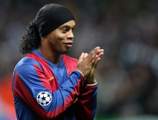 В Казани парк Кубка конфедераций FIFA 2017 откроет легенда «Барселоны» и «Милана»