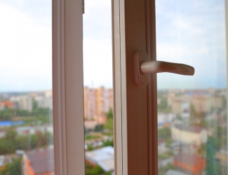 В Казани четырехлетний мальчик выпал с 9 этажа