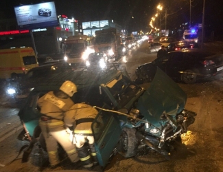 СМИ: в Казани водитель внедорожника, совершив смертельное ДТП, скрылся