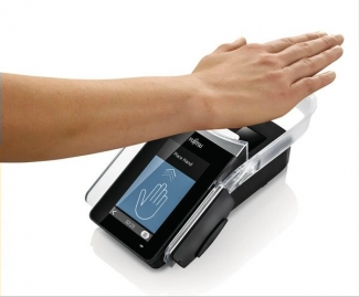 В 2018 году банковские карты начнут заменять биометрической системой